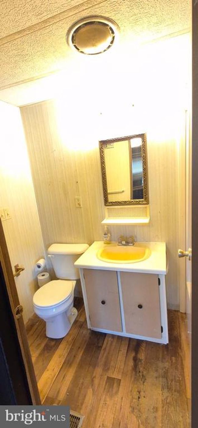 51 Aspen Ln, House other with 2 bedrooms, 2 bathrooms and null parking in CARLISLE PA | Image 32