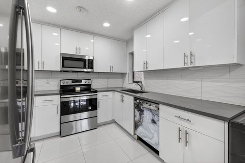 1810-2515 Carambola Cir N, Coconut Creek, FL, 33066-2421 | Card Image
