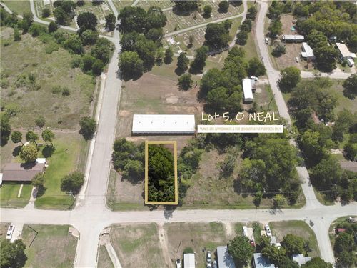 5 S Oneal St, Caldwell, TX, 77836 | Card Image