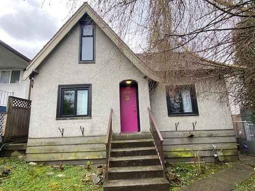 2520 E 24th Ave, Vancouver, BC, V5R1C9 | Card Image