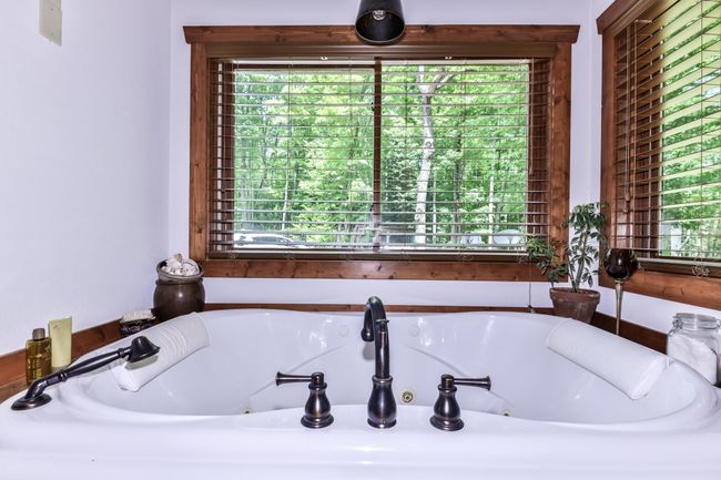 7818 Sutton Rd, House other with 2 bedrooms, 2 bathrooms and null parking in Minocqua WI | Image 13