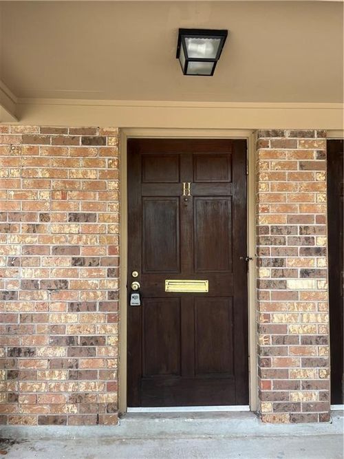 h-1922 Corporate Square Drive, Slidell, LA, 70458 | Card Image