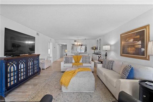 402-7430 Lake Breeze Dr, FORT MYERS, FL, 33907-8059 | Card Image