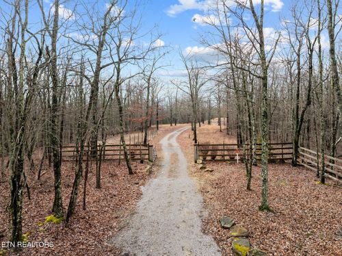 1478 Mawila Ridge Rd, Crossville, TN, 38555-2964 | Card Image