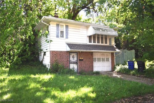 3583 Lloyd Rd, Cleveland, OH, 44111-4679 | Card Image