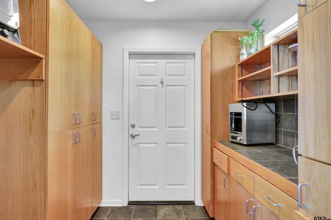 20998 Kiva Cir, House other with 3 bedrooms, 4 bathrooms and null parking in Flint TX | Image 12
