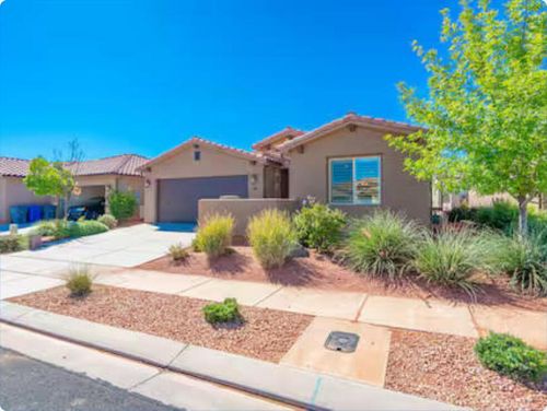 49-3800 N Paradise Village Dr, Santa Clara, UT, 84765-5740 | Card Image