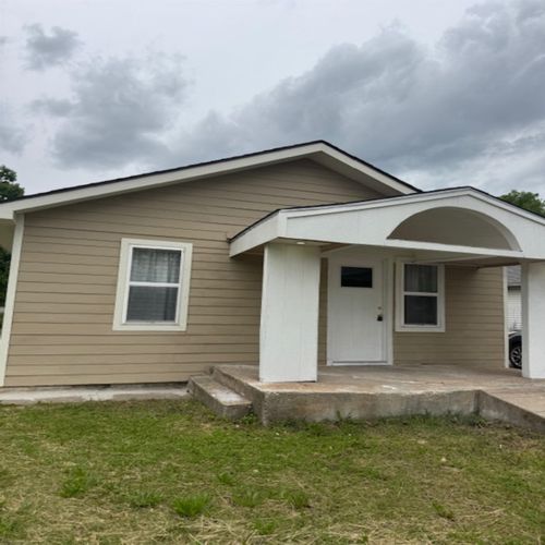 1654 N Grove Ave, Wichita, KS, 67214-2015 | Card Image