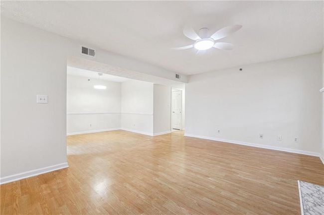 UNIT-203 - 3980 Riverlook Pkwy Se, Condo with 2 bedrooms, 2 bathrooms and 2 parking in Marietta GA | Image 7