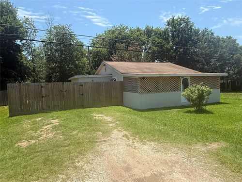 11874 Vanwood St, Willis, TX, 77318-7668 | Card Image