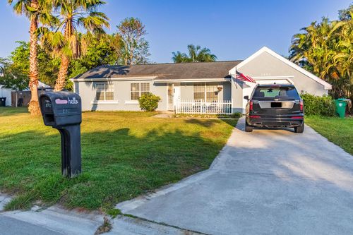 2097 Se New York St, Port Saint Lucie, FL, 34952-4809 | Card Image