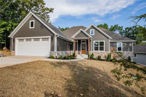 19 Nairn Ln, Bella Vista, AR, 72715-4101 | Card Image