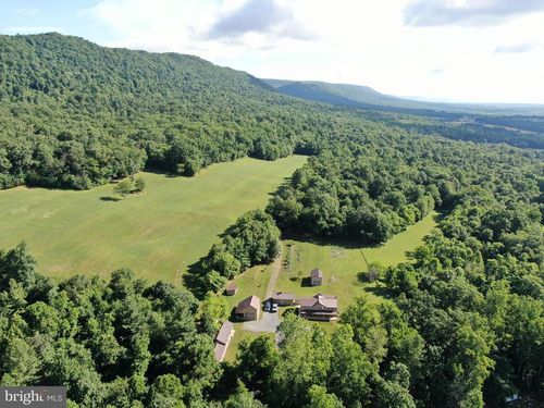 TRACT 1: 56+/- ACRES At 9611 Circle Drive, CHAMBERSBURG, PA, 17202 | Card Image