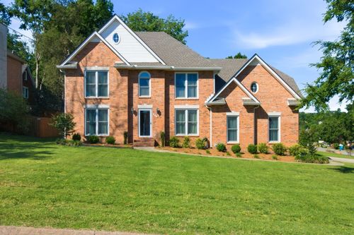 203 Dogwood Ln, Smyrna, TN, 37167-5067 | Card Image