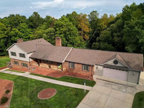 3605 Nc 268, Siloam, NC, 27047-9240 | Card Image