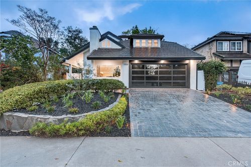 5506 Forest Cove Ln, Agoura Hills, CA, 91301-4047 | Card Image