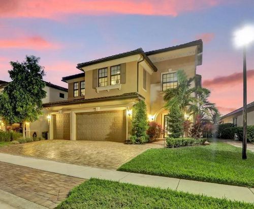 8665 E Baypoint Cir, Parkland, FL, 33076-4839 | Card Image