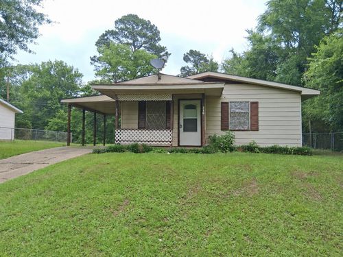 310 Fannin St, Lone Star, TX, 75668-2203 | Card Image