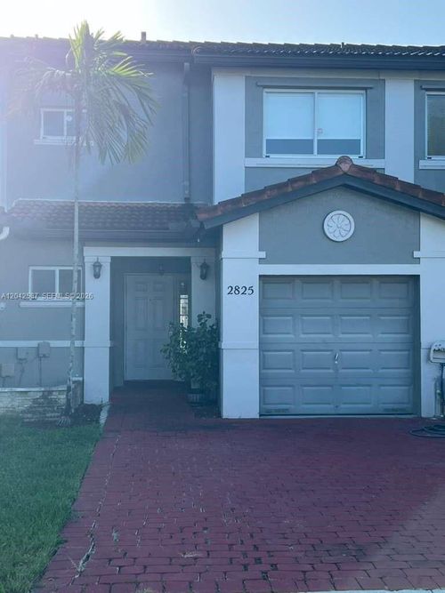 2825 Sw 127th Way, Miramar, FL, 33027-4121 | Card Image