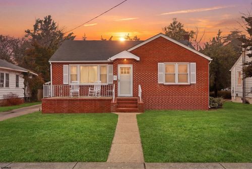 715 Broad St, Northfield, NJ, 08225-2309 | Card Image