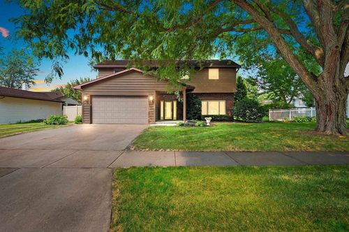 3547 N Windward Lane, APPLETON, WI, 54911 | Card Image