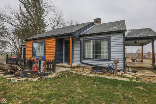 539 E Washington St, Morgantown, IN, 46160-9786 | Card Image