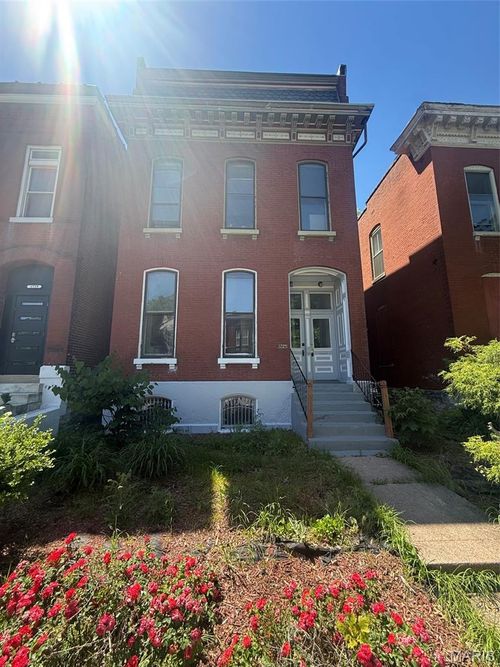 1725 Oregon Pl, Saint Louis, MO, 63104-2149 | Card Image