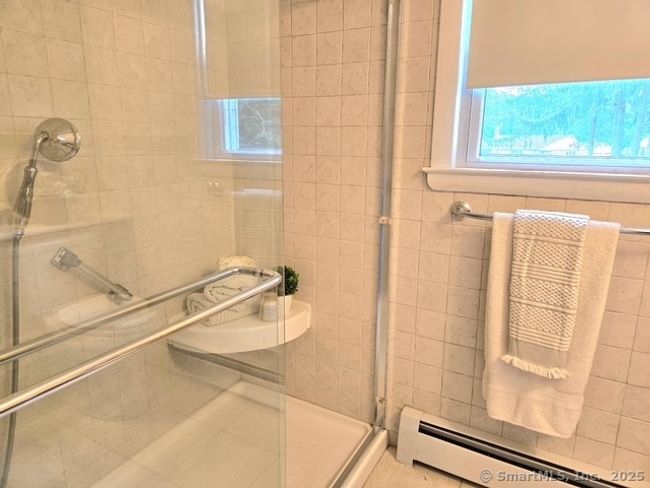 20 Kimball Rd, House other with 3 bedrooms, 2 bathrooms and 4 parking in Wethersfield CT | Image 9
