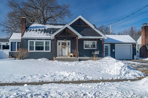 27 Lincoln St, Hudson Falls, NY, 12839-2432 | Card Image