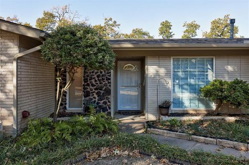 1413 Wilburn Dr, Oklahoma City, OK, 73127-3253 | Card Image