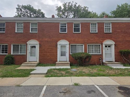 481 Kenwood Dr, Euclid, OH, 44123-4004 | Card Image