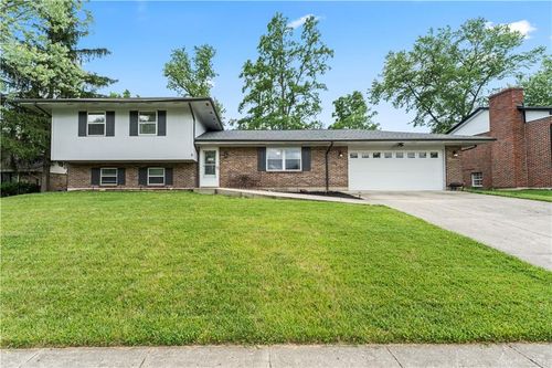 416 Bent Twig Dr, Vandalia, OH, 45377-2704 | Card Image