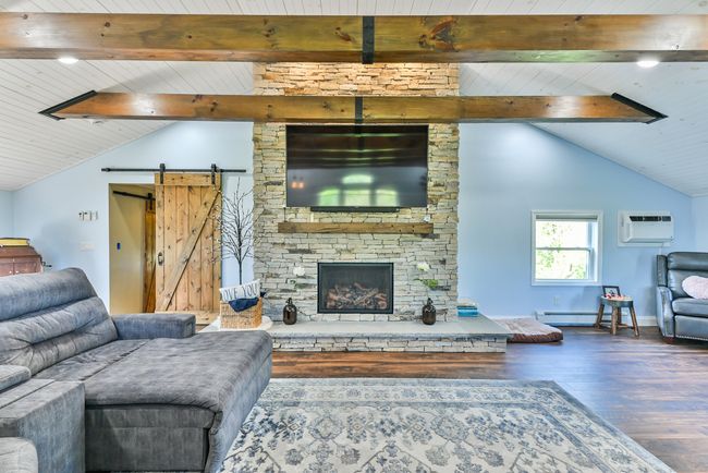 35 Walker Rd, House other with 3 bedrooms, 2 bathrooms and 4 parking in Quinebaug CT | Image 11