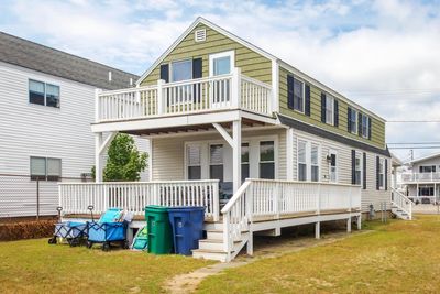 7 Whitten Street, House other with 3 bedrooms, 2 bathrooms and null parking in Hampton NH | Image 3