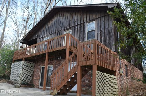 389 Laurel Rd, Clinton, TN, 37716 | Card Image