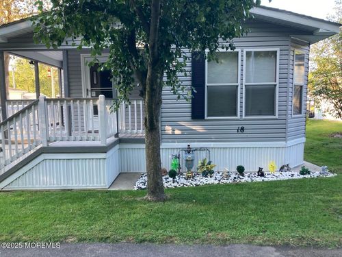 18 Village Rd, Morganville, NJ, 07751-1165 | Card Image