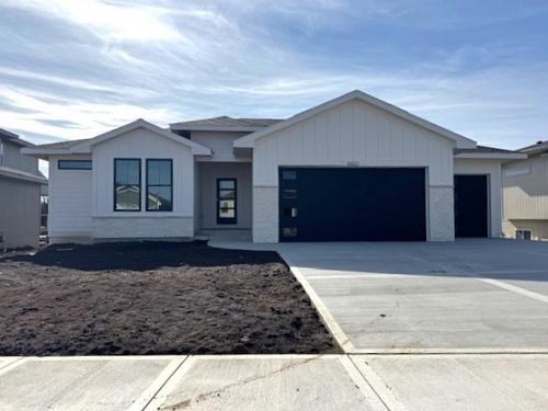 29517 W 196 St, Gardner, KS, 66030-9285 | Card Image