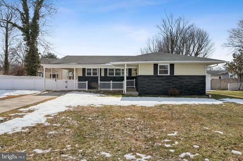 324 Juniper Dr, Cherry Hill, NJ, 08003-3153 | Card Image