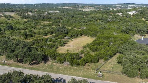 2932 River Way, Spring Branch, TX, 78070-4944 | Card Image
