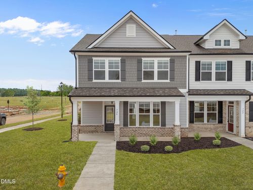 542-724 Winton Way, Wake Forest, NC, 27587-2390 | Card Image
