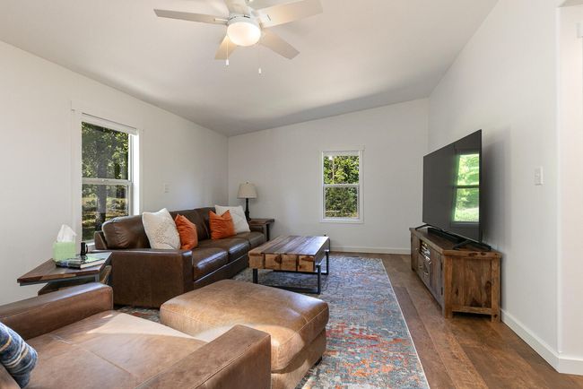 Living Room | Image 5