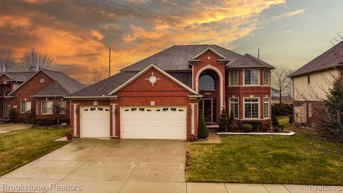 50094 Greycoat Ln, Macomb, MI, 48044-1143 | Card Image