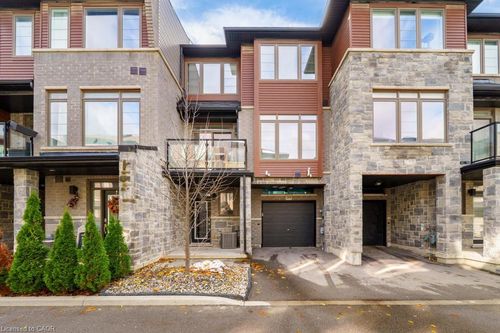 100-30 Times Square Blvd, Stoney Creek, ON, L8J0L8 | Card Image