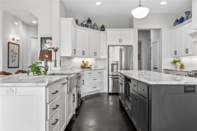 1074 Lifestyle Ln, House other with 4 bedrooms, 4 bathrooms and 2 parking in McGregor TX | Image 13