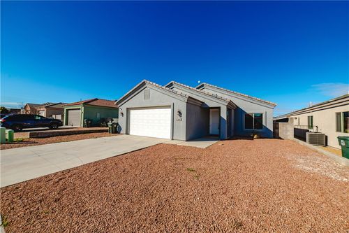 3545 N Adams St, Kingman, AZ, 86409-3280 | Card Image