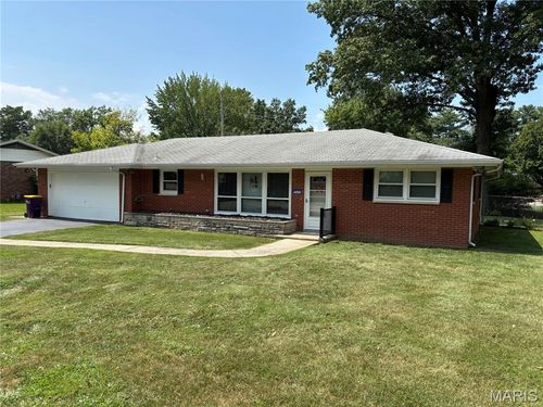 4804 Dadrian Dr, Godfrey, IL, 62035-1603 | Card Image