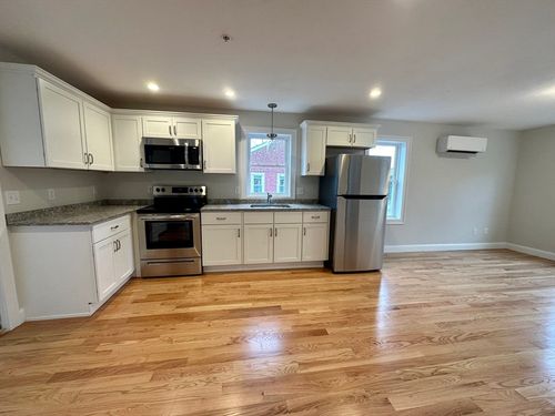 1-415 Danforth St, Taunton, MA, 02780-1668 | Card Image