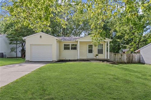 517 N Willie St, Olathe, KS, 66061-2551 | Card Image