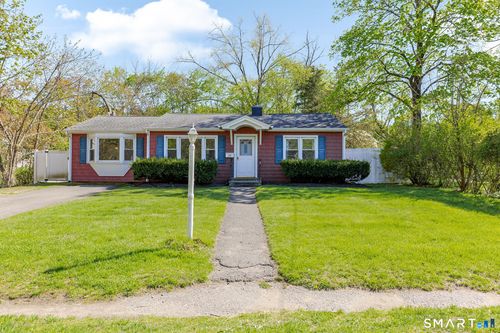 17 Fleetwood Ave, Bethel, CT, 06801-1708 | Card Image