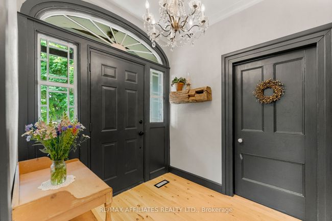 1415 Sheridan Rapids Rd, Home with 4 bedrooms, 4 bathrooms and 12 parking in Lanark ON | Image 6